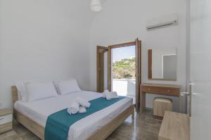 Belle Etoile Villas Santorini Greece