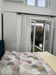 Atrium Apartment - Babru