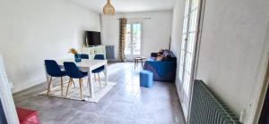 Maisons de vacances Maison Confort, Terrasse & Jardin, Parking : photos des chambres