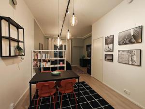 Brooms - Newly renovated central studio apartment