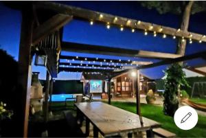 "Pequeño Paraiso" Cabaña con Jacuzzi y piscina privada