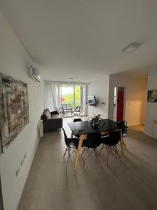 Departamento nuevo con seguridad y pileta ,en villa allende a 15 del centro de Córdoba