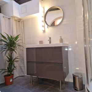 Vieille-Ville de Nice 2 pièces proche Mer