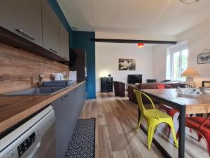 Maison rénovée avec jardin, piscine chauffée et spa, proche plages vendéennes, idéal pour familles - FR-1-426-481