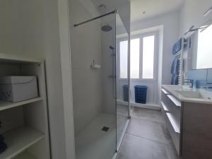 Maison rénovée avec jardin, piscine chauffée et spa, proche plages vendéennes, idéal pour familles - FR-1-426-481