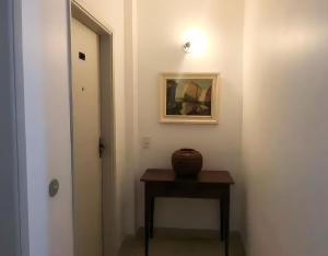 Ap recém reformado enseada 3 banheiros e 2 quartos