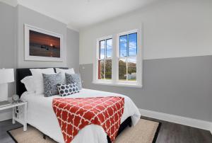 Native Rose Hotel