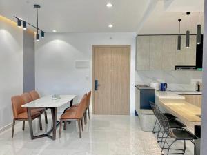Cho thuê căn hộ 3pn2wc 117m2 Diamond Alnata Celadon city Tân Phú