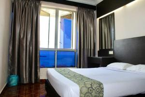 DMelor Penthouse Glory Beach Resort