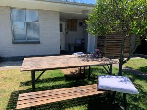 Old fishermans house on barkes - pet and family friendly