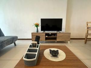 Landmark Stunning High Floor Coast View Studio #Netflix #Fast Wifi