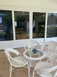 Kuala Terengganu Newly Renovated Nenda Beach House - Kampong Batu Burok