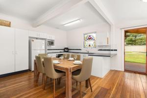 Campbells Cottage by Experience Jervis Bay