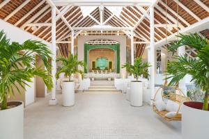 LUX* Belle Mare Resort & Villas