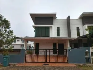 Casa Lily Residence Kotasas - Tanjong Pasir