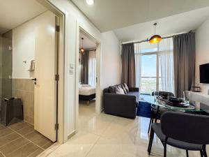Beautiful 1BR WGolf Views - Damac Hills
