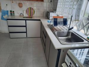 Luxury Apartment, 3 bedrooms, 1 minute walk to the beach