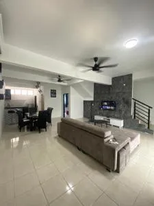 Sara Villa @ 5mins A'famosa Resort - Kota