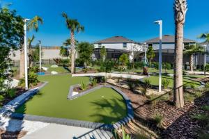 Tropics Luxury 6 Bedroom Pool in Windsor Island