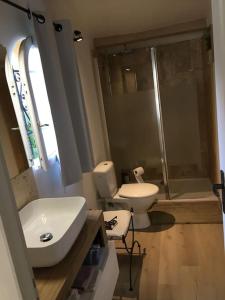 Villas FLC - Large Charming House - Swimming Pool : photos des chambres