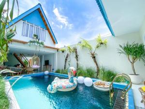Ubu Villa Tropicola - Near Yogyakarta City Center - 5hvězdičkové hotely ve městě Seturan
