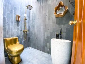 Ubu Villa Tropicola - Near Yogyakarta City Center