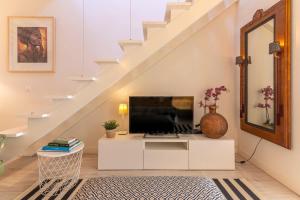 Sunny São Paulo Home