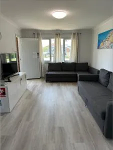 Caves Beach Holiday House - 洞穴海滩