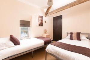 Smithy Cottage at Lower Aylescott