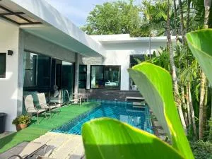 Intimate Oasis, 2 bedrooms Pool - Ban Kata