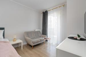 Stylish & Comfy Garbary Apartments with Parking by Renters