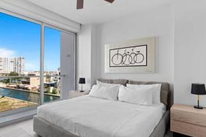 Spectacular 3BR Apartmentw Amazing Rooftop Views