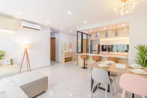 Sky Park Condotel & Residence