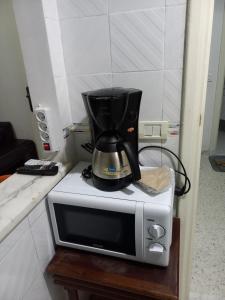 Joli studio, 17 Avenue Hedi Nouira Ennasr 2, Ariana Entrée par Rue DR Khaled Gorgob