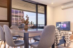 Pleasant Terrace 3br2bacity Viewbig Balcony Pool