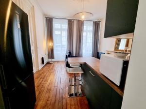 Plateau dAngoulême proche bus et commerces