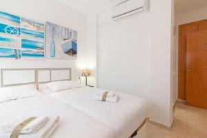 Global Properties, Practico apartamento en Puerto de Sagunto cerca de la playa