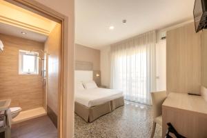 Hotel Atenea Golden Star