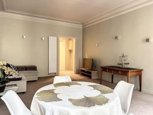 Appartements Appartement confidentiel, Hotel particulier 16eme : photos des chambres