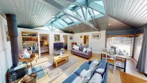 Arniss Lodge - Breamore