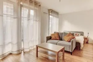 Le Curie - Saint Cyr - 基扬古尔