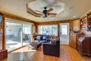 Downtown Carlsbad Apartment < 12 Mi to Beach!