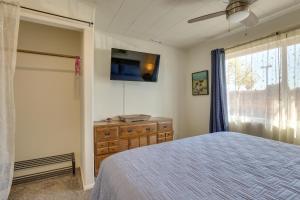 Downtown Carlsbad Apartment Less Than half Mi to Beach!