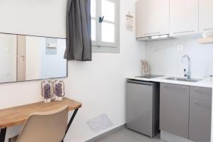 Navi B4 Brand New studio in Naousa