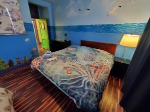 Family Room with Bath room in The Pirate Haus Inn
