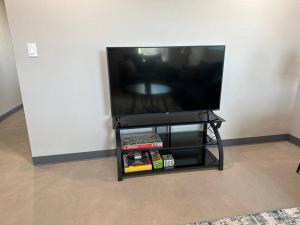 Brand New! Charming and Cozy Too