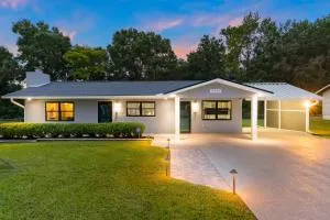 Lemon Squeeze Studio - Summerfield