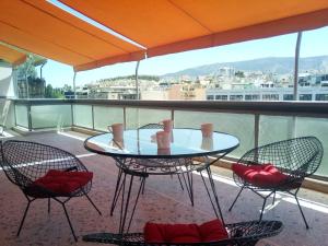 Acropolis penthouse with breathtaking city view