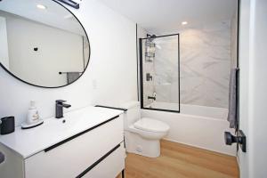 Sherkston Bliss - Hot Tub Soaks & Backyard BBQ Fun