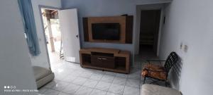 CASA EM BERTIOGA PERTO DA PRAIA